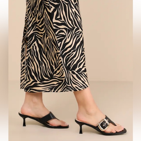 Lulus Buckle Thong Slip On Slide Heel Sandals Black Square Toe Womens Size 8 - Picture 1 of 14